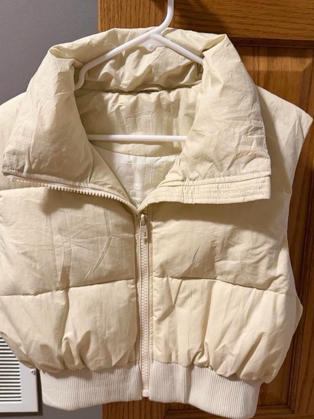 Cream Puffer Vest with High Collar - Women's